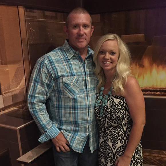 Meet your Posher, Lindy - Picture 1 of 1